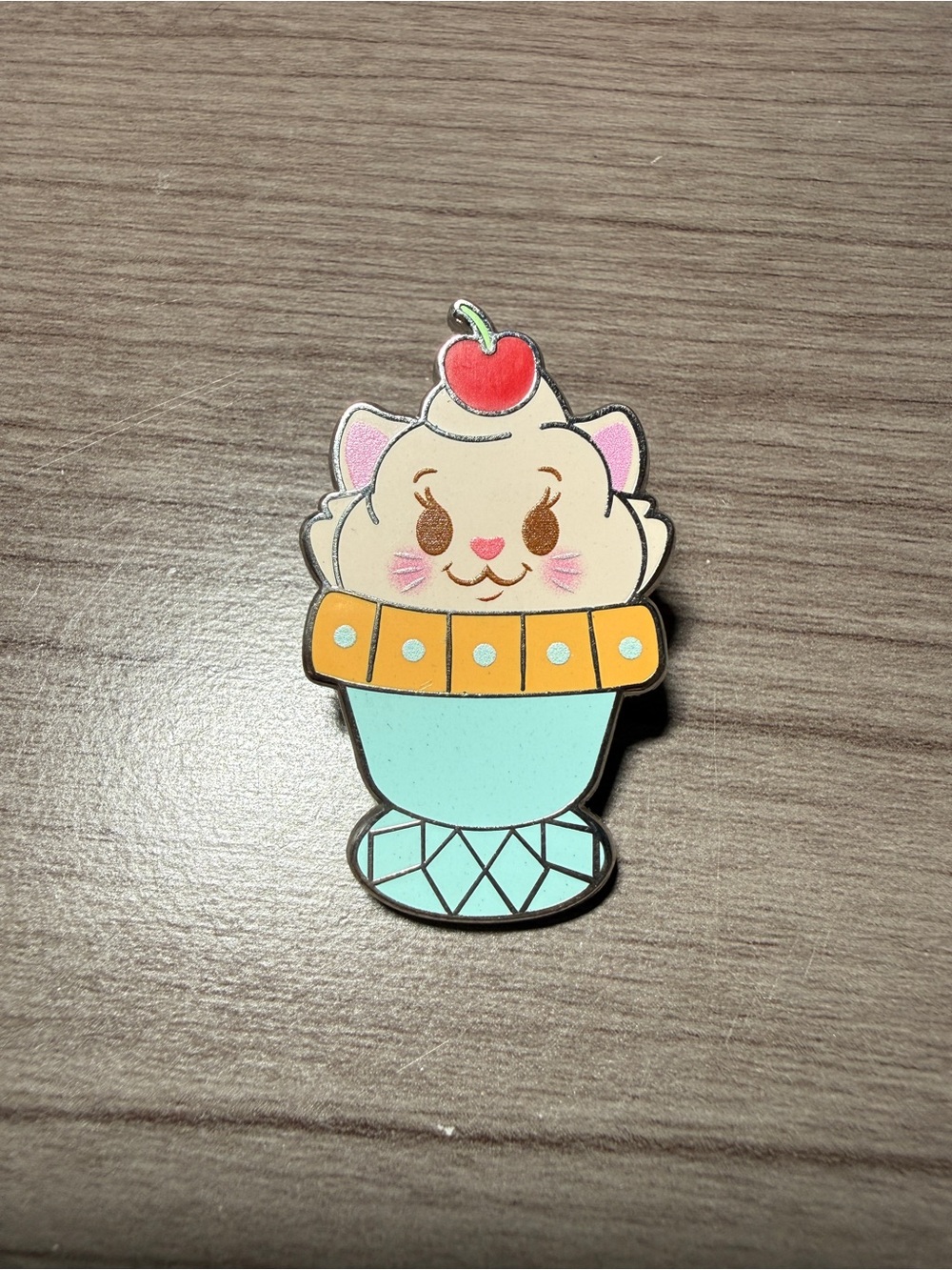 Disney Pins - Duchess Creme Brulee Milkshake